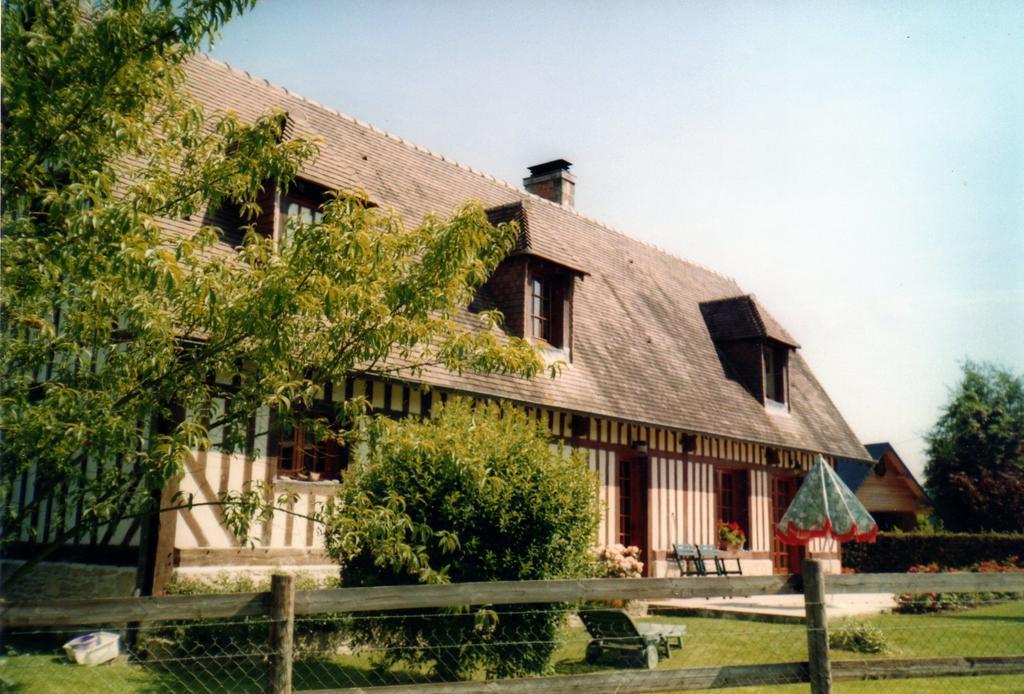 Chambre Chez Corinne Fourneville Exterior photo